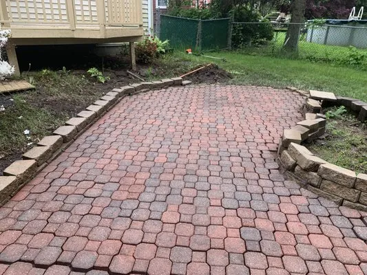 Ali Landscaping & Tree Services Logo