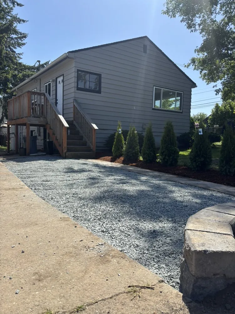 Top-rated outdoor landscaping in Seattle, WA - Align Yard Care Services