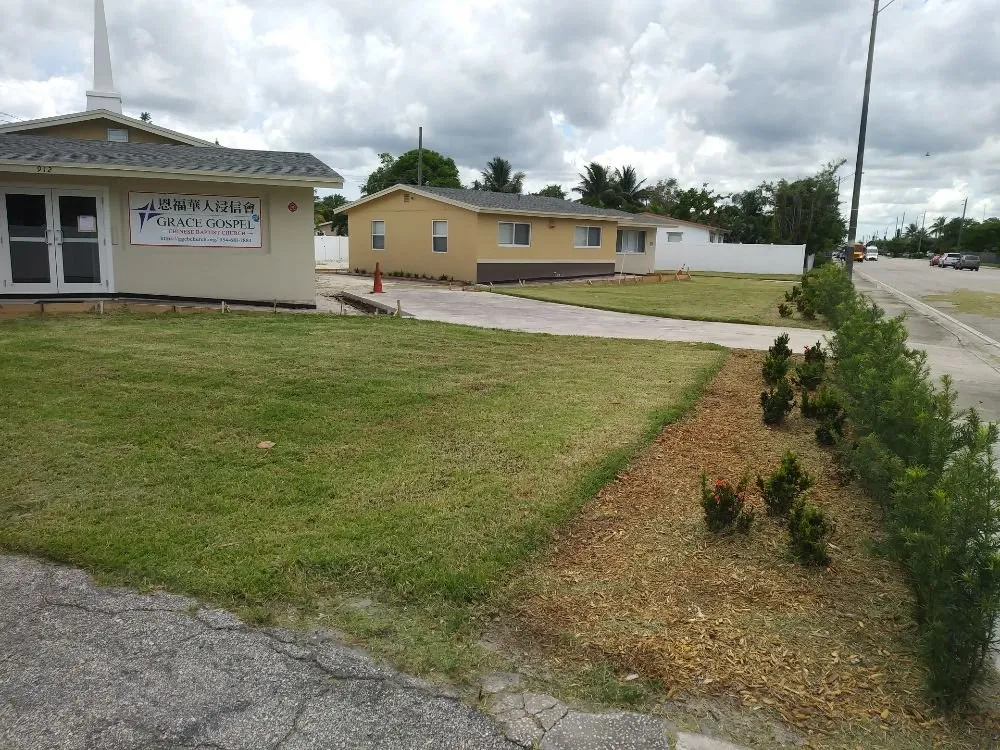 Custom landscape design in North Lauderdale, FL - Alimayu Lawns