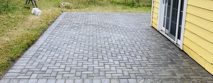 Reliable lawn care service experts serving Auburn, WA - Alina's Construction