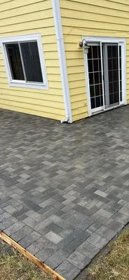 Alina's Construction Logo