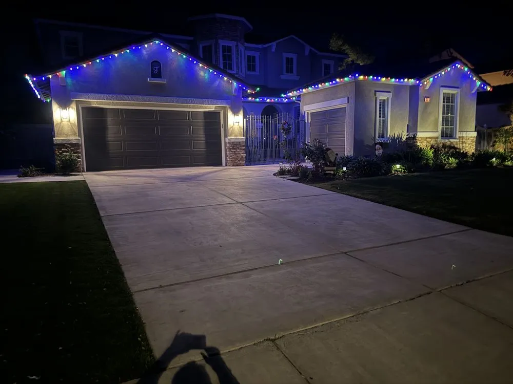 Top-rated lawn mowing service for homes in Ontario, CA by All & All Solutions