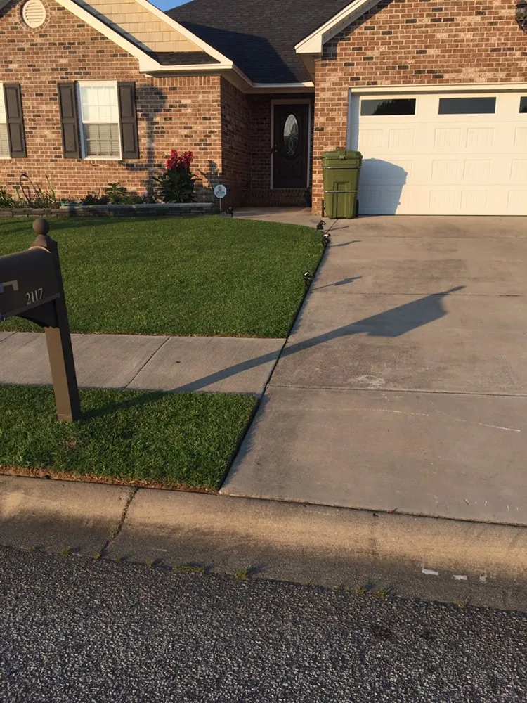 Custom lawn care service with custom design in Sumter, SC by All Above Landscaping