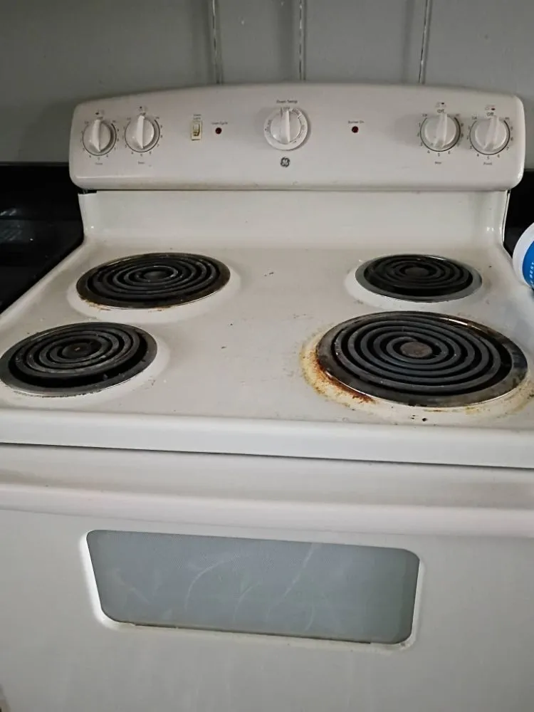 Affordable yard maintenance in Uvalde, TX by All Aces