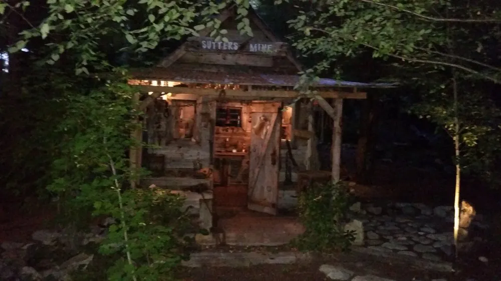 Affordable garden landscaping for residential properties in Grants Pass, OR by All American City Landscaping