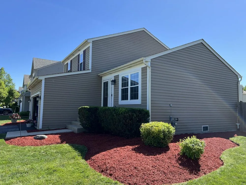 Custom lawn care service for residential properties across Round Lake, IL - All American Concepts