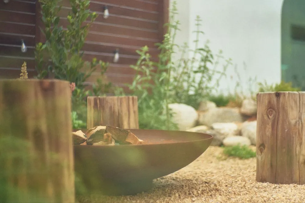 Affordable lawn care service in Los Angeles, CA by All American Landscape