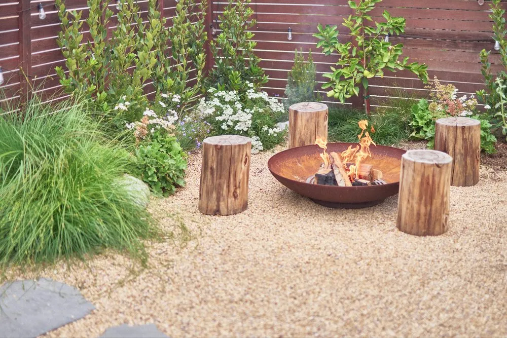 Reliable yard cleanup service in Los Angeles, CA by All American Landscape