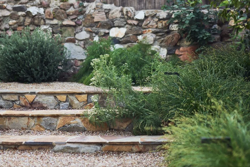 Custom landscaping services in Los Angeles, CA - All American Landscape