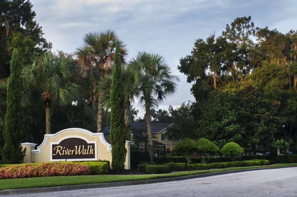 Custom landscape design near you in Plant City, FL by All American Lawn & Tree Specialist