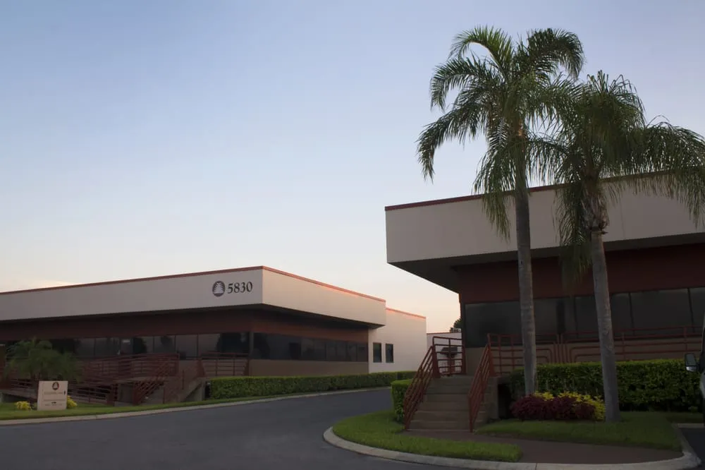 Custom lawn care service experts serving Plant City, FL - All American Lawn & Tree Specialist