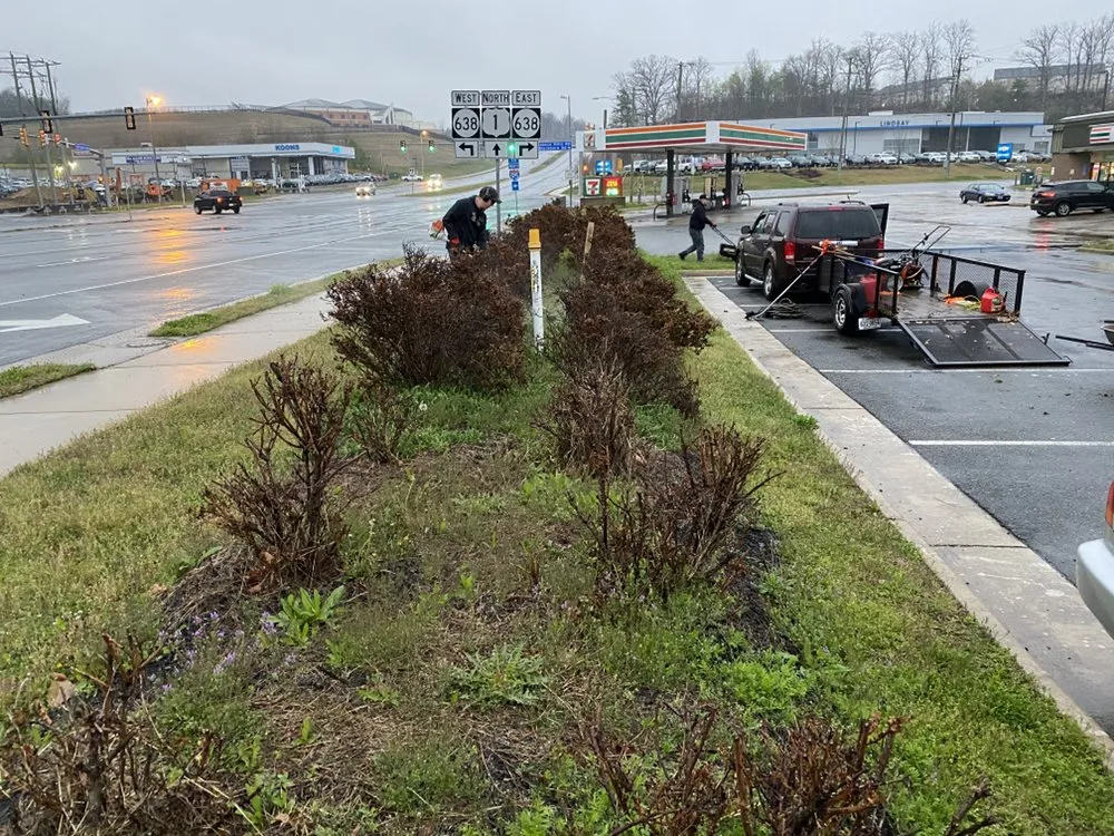 Professional yard maintenance in Woodbridge, VA - All American Lawn Care and Landscaping