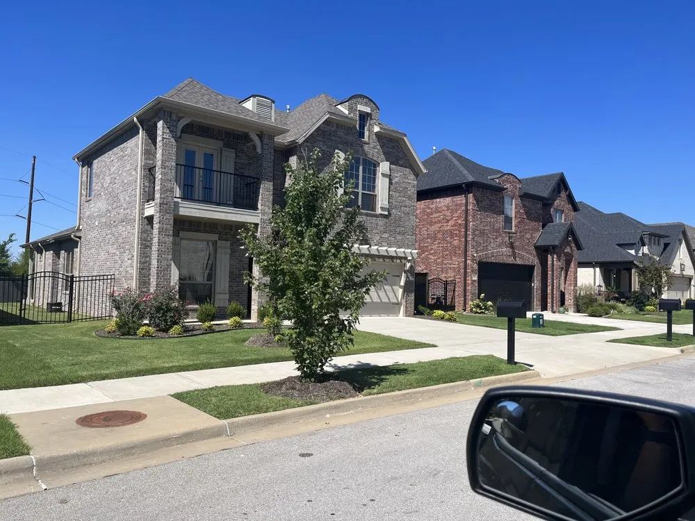 Custom residential landscaping in Pea Ridge, AR by All-American Lawn Care