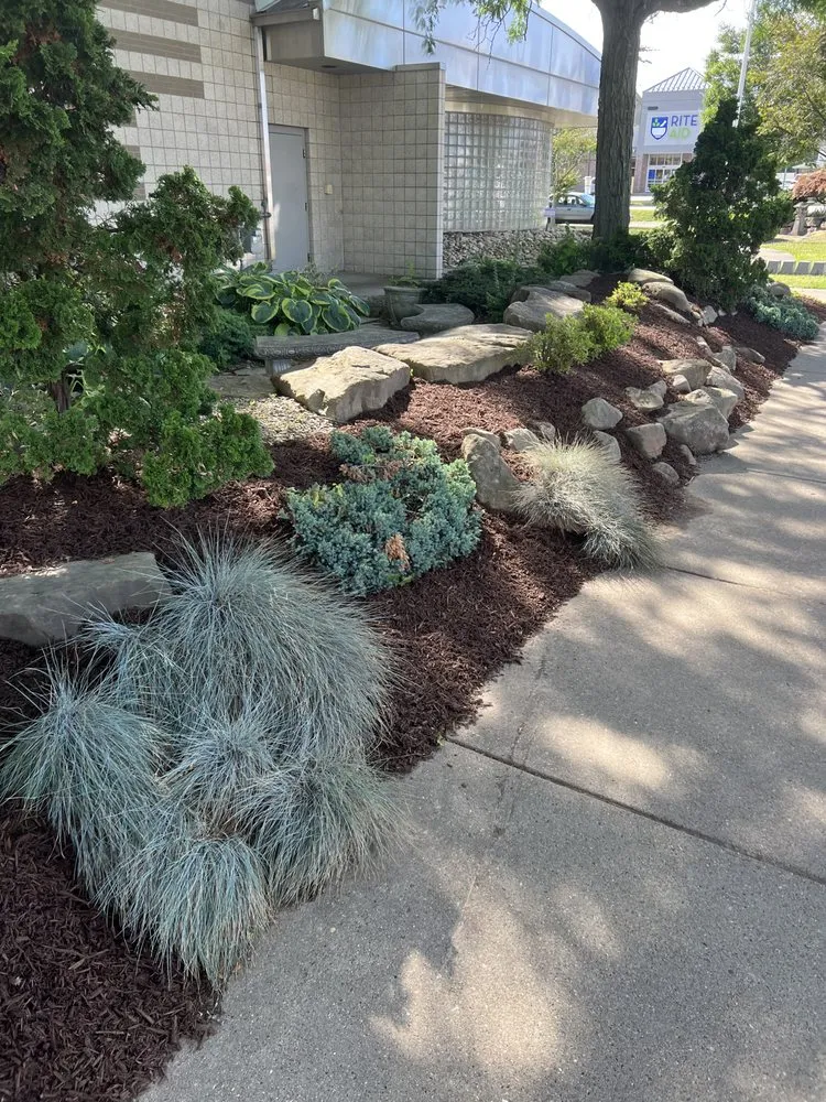 Top-rated residential landscaping experts serving New Kensington, PA - All American Lawn Mowing