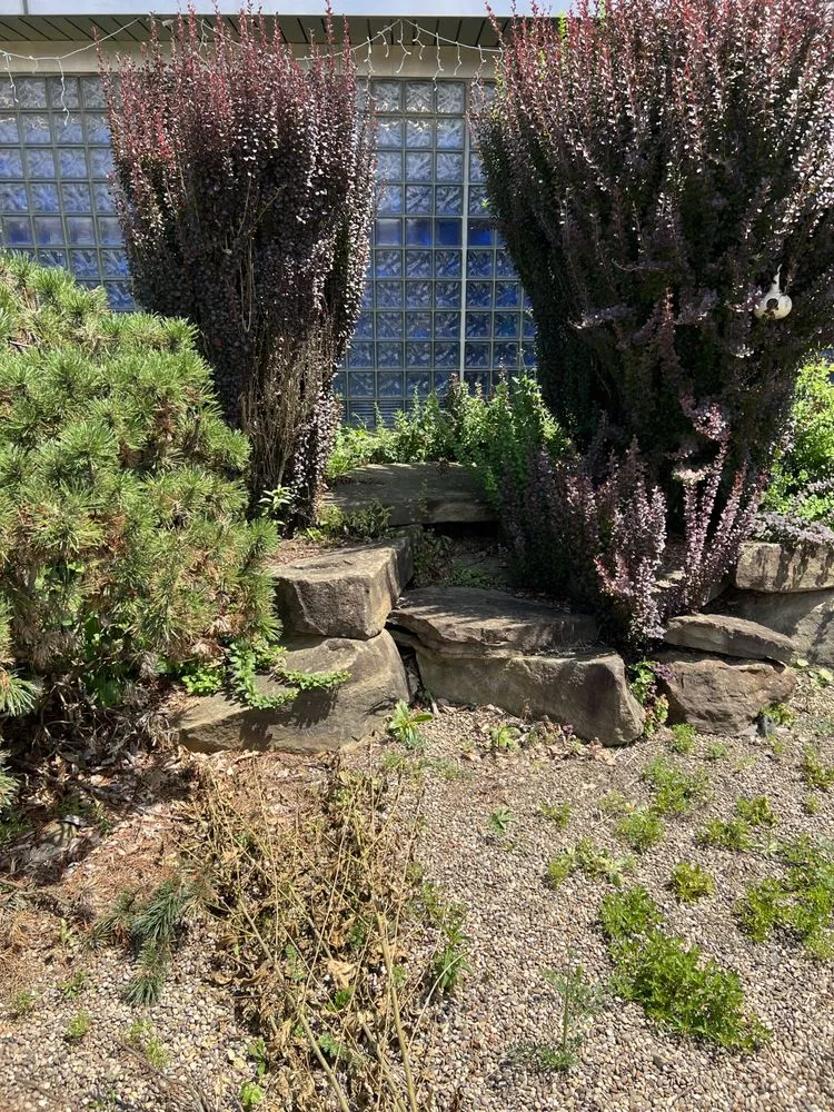 Custom garden landscaping for homes in New Kensington, PA by All American Lawn Mowing