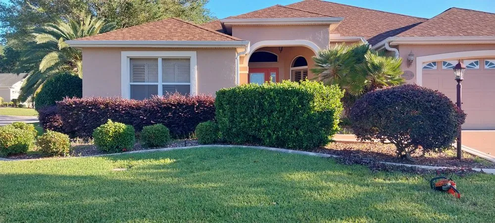 Top-rated lawn mowing service experts serving Ocklawaha, FL - All American Lawnscaping