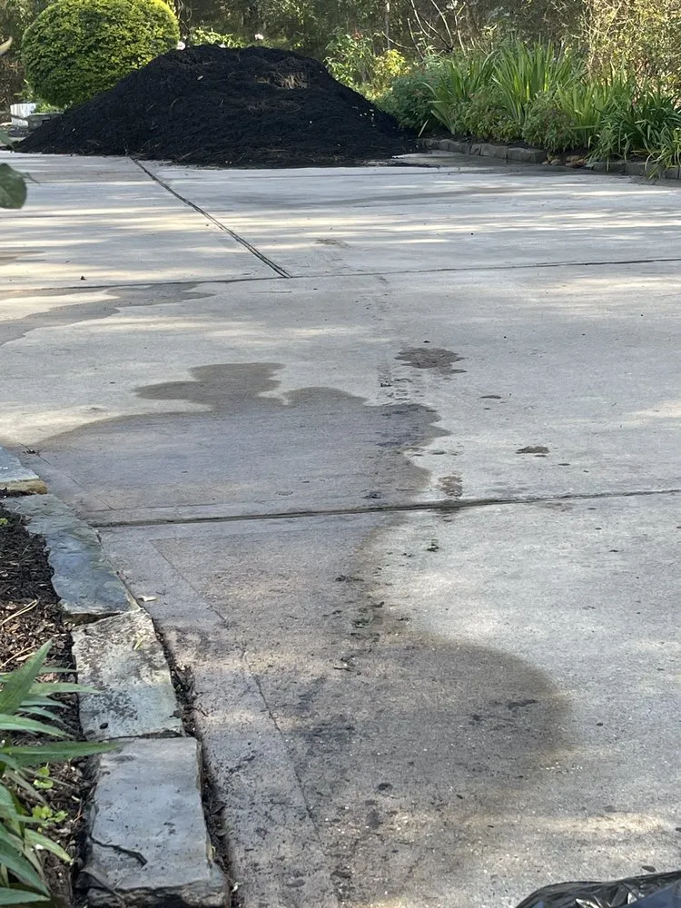 Reliable yard maintenance experts serving Magnolia, TX - All American Stone and Turf