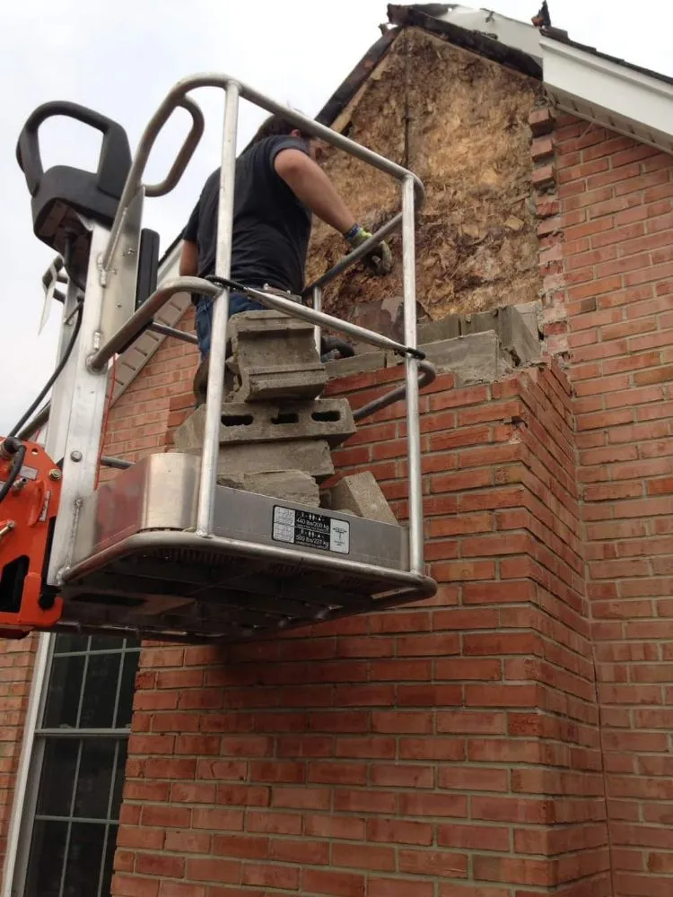 Top-rated yard maintenance with custom design in Dayton, OH by All American Tree & Lawn