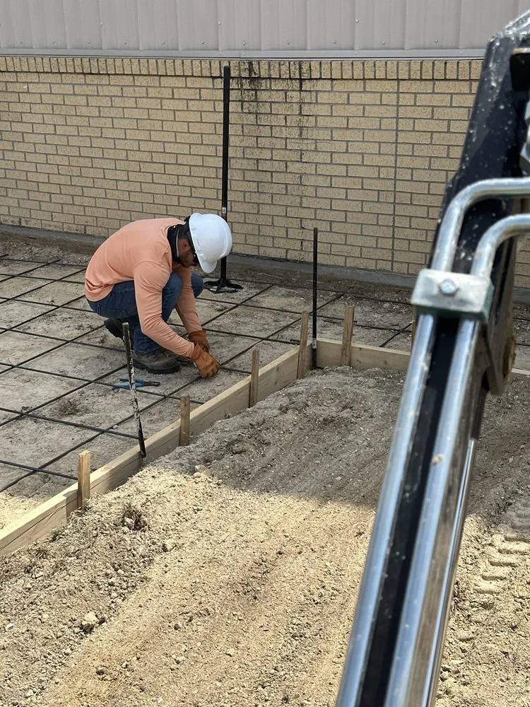 Top-rated lawn care service with custom design in Harker Heights, TX by All American Tree Landscape and Lawn Service