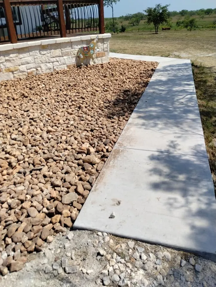 Top-rated yard maintenance near you in Gatesville, TX by All American Wood & Landscape