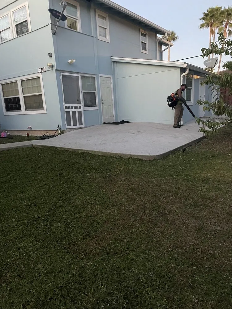 Affordable lawn care service in Daytona Beach, FL by All Around Earth Care