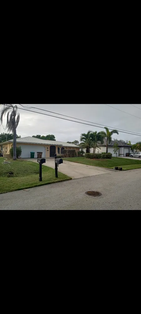 Reliable residential landscaping in Pinellas Park, FL by All Around Property Maintenance