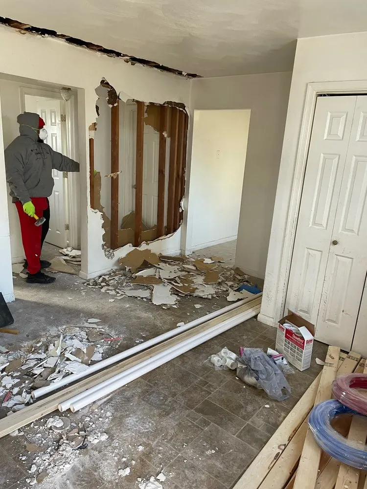 Top-rated lawn mowing service experts serving Norfolk, VA - All Around Quality Enterprises