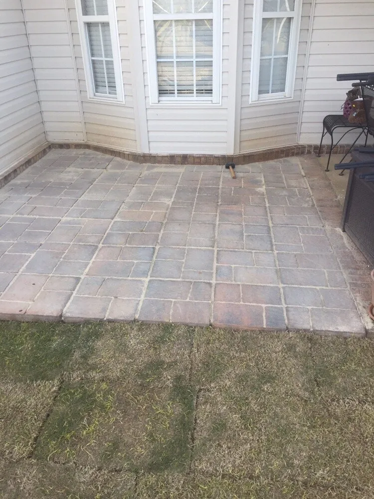 Professional garden landscaping for year-round maintenance in Northport, AL by All Around the House Landscaping