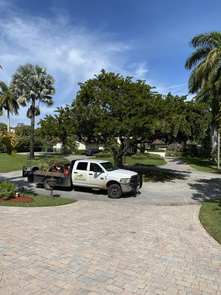 Top-rated residential landscaping in Palm Bay, FL by All Clear Junk Removal