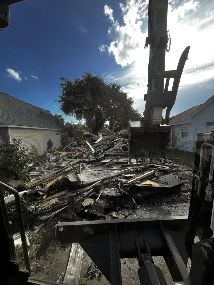 Local residential landscaping for residential properties in Foley, AL by All Clear Land Worx