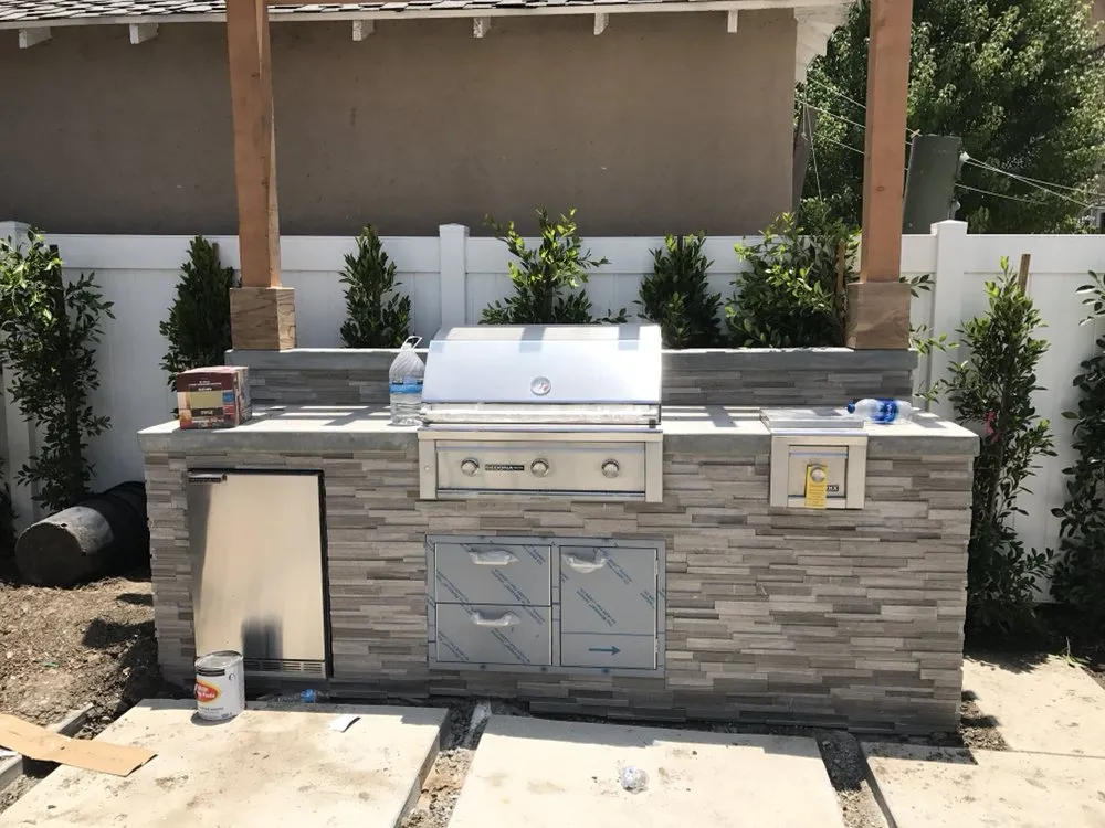 Local lawn care service experts serving Tarzana, CA - All County Landscape-Hardscape