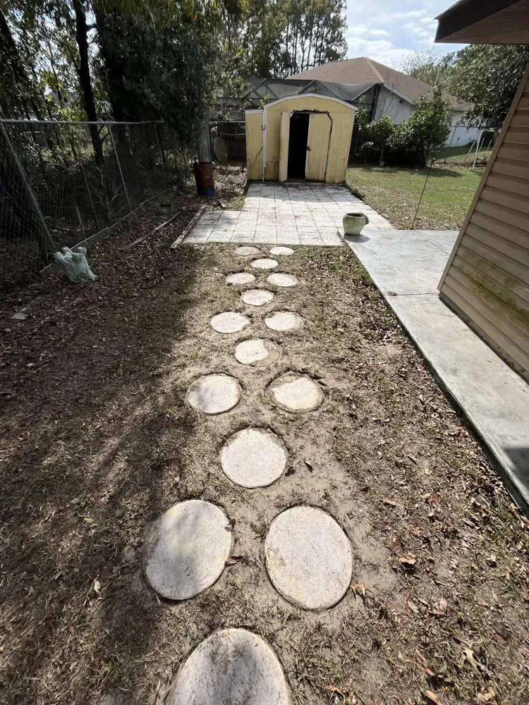 Custom residential landscaping for homes in Ocala, FL by All cuts lawn care