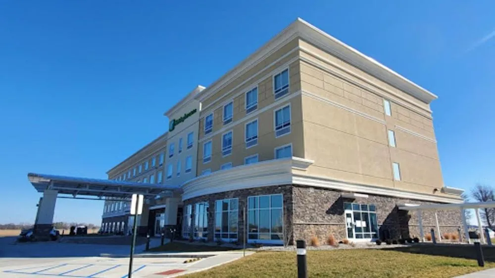 Affordable landscaping services experts serving Champaign, IL - All Exterior