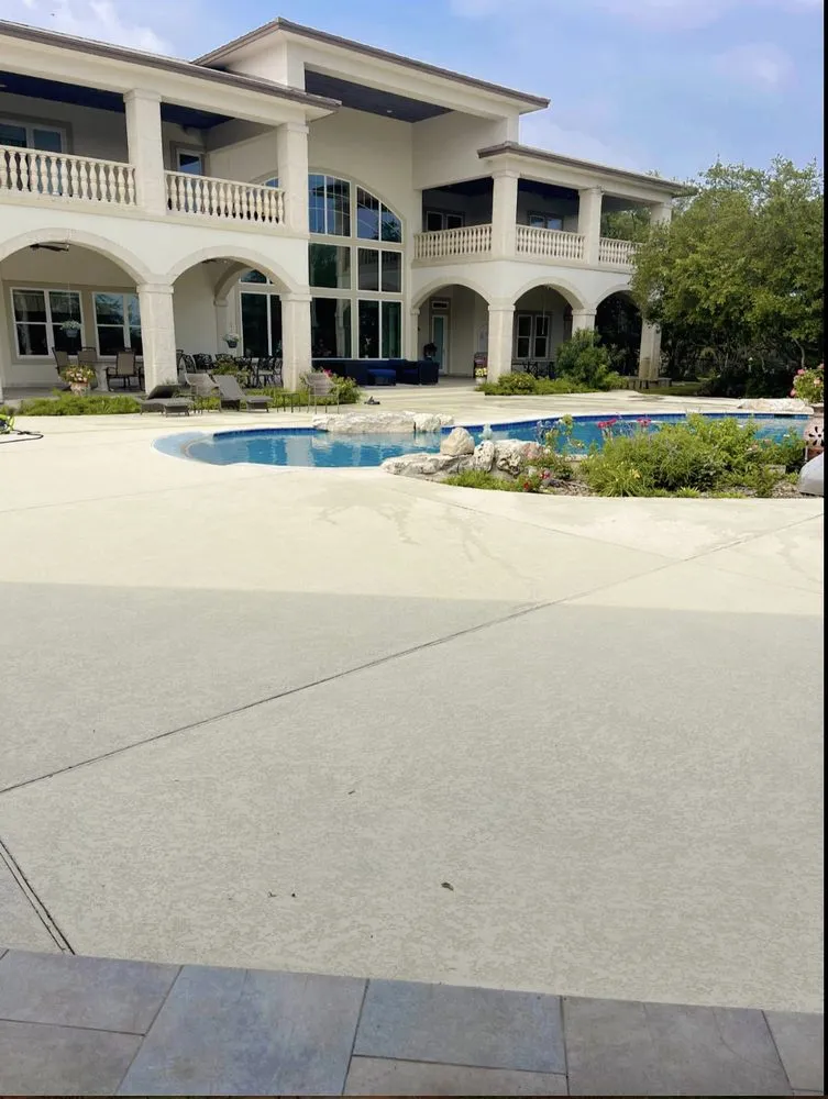 Trusted yard cleanup service for homes across San Antonio, TX - All Exterior Pro