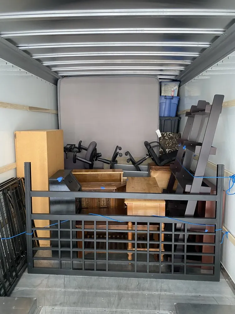 Professional yard cleanup service in Schenectady, NY by All For 1 For All