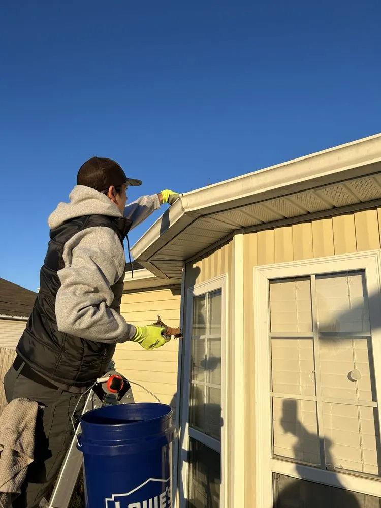 Top-rated lawn mowing service experts serving Bentonville, AR - All Gutter and Pressure Washing