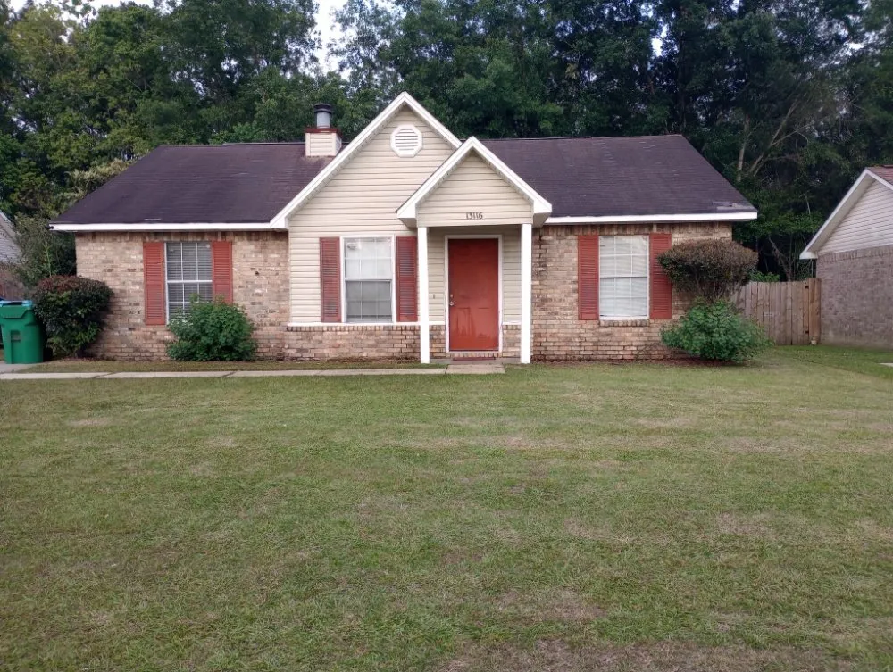 Local lawn mowing service in Biloxi, MS - All In Mobile Services