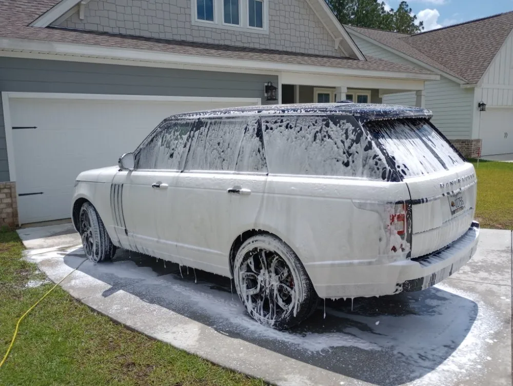 Top-rated lawn mowing service for year-round maintenance in Biloxi, MS by All In Mobile Services