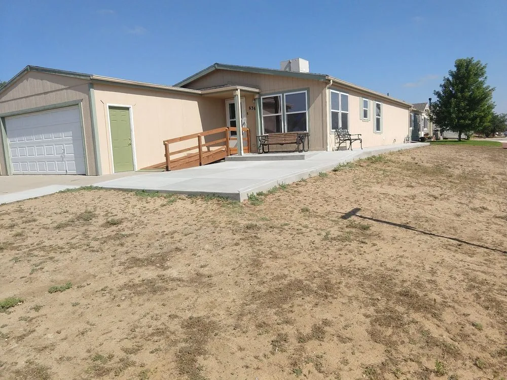 Affordable lawn care service experts serving Henderson, CO - All In One Home Service