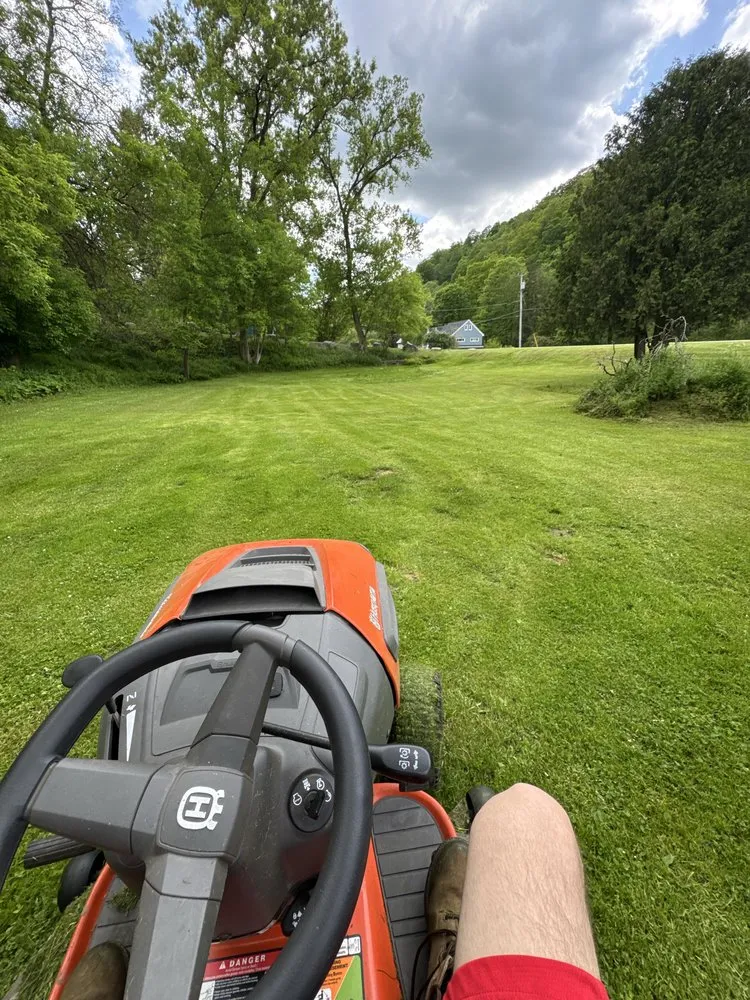 Expert lawn care service in Chittenango, NY - All In The Family Lawn Care