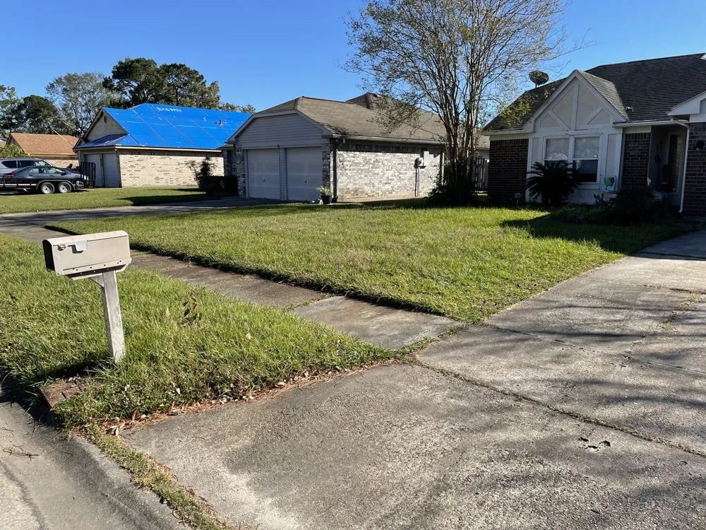 Custom yard maintenance in Slidell, LA by All Is Wells Quality Services