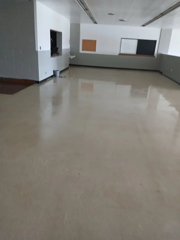 Reliable lawn mowing service in Lansing, MI - All N 1 Serv