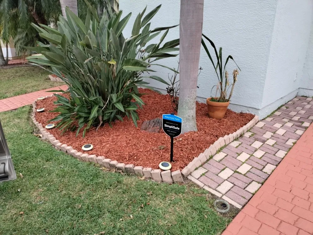 Affordable yard cleanup service in Cocoa, FL by All N 1 Services