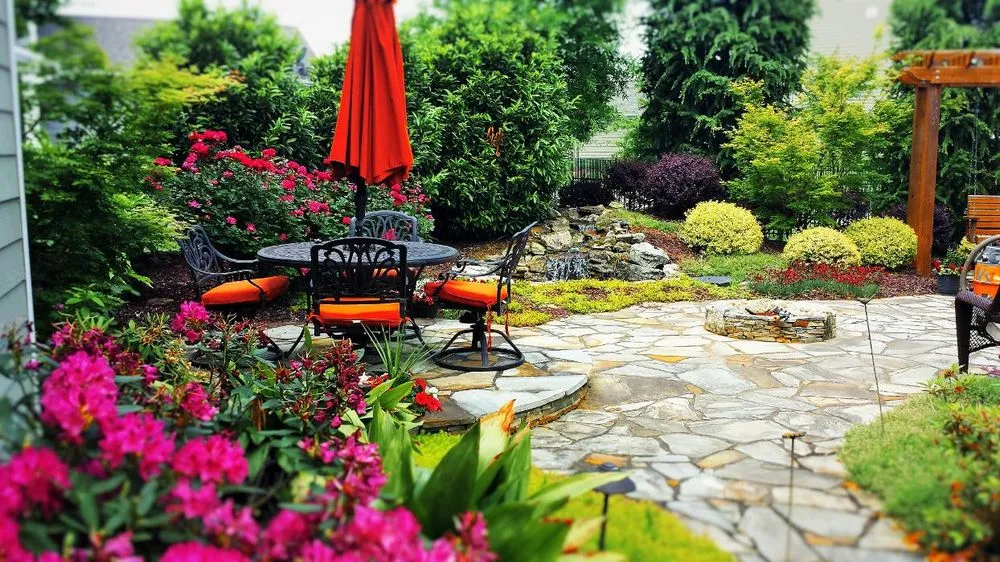 Affordable lawn mowing service in Charlotte, NC by All Natural Streams Landscaping