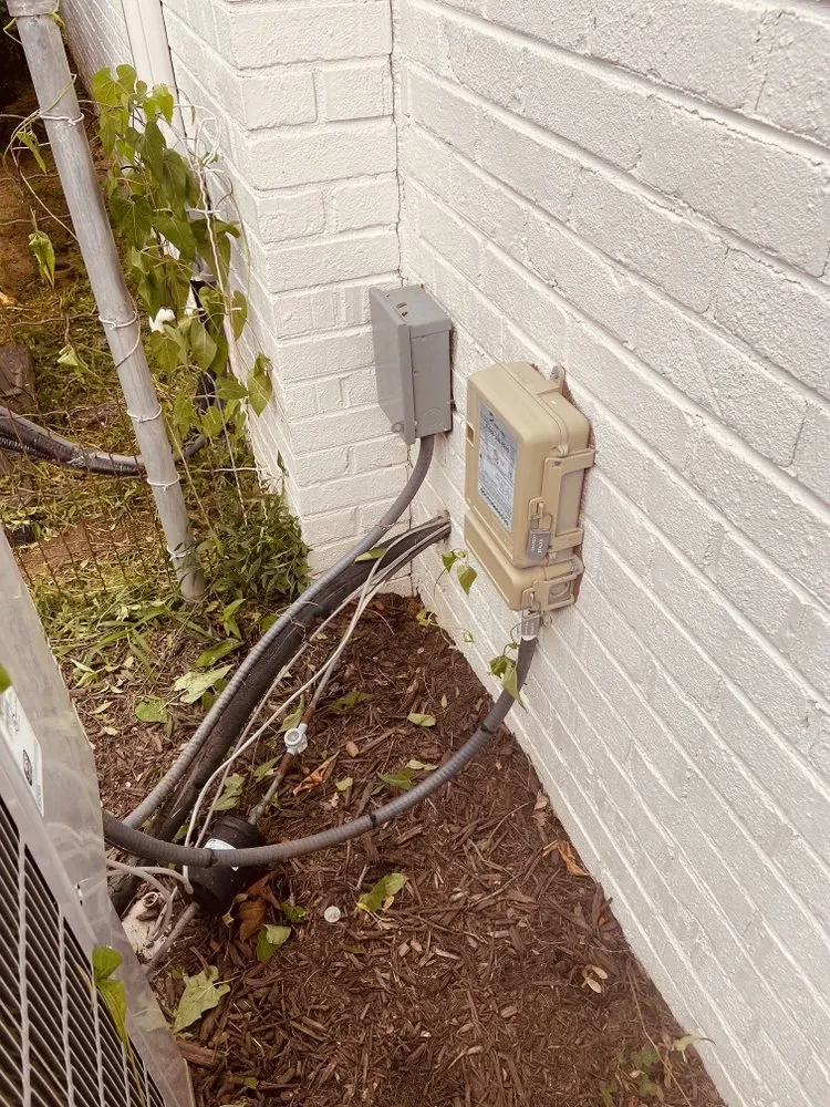 Professional yard maintenance experts serving Richmond, VA - All Official Lawncare