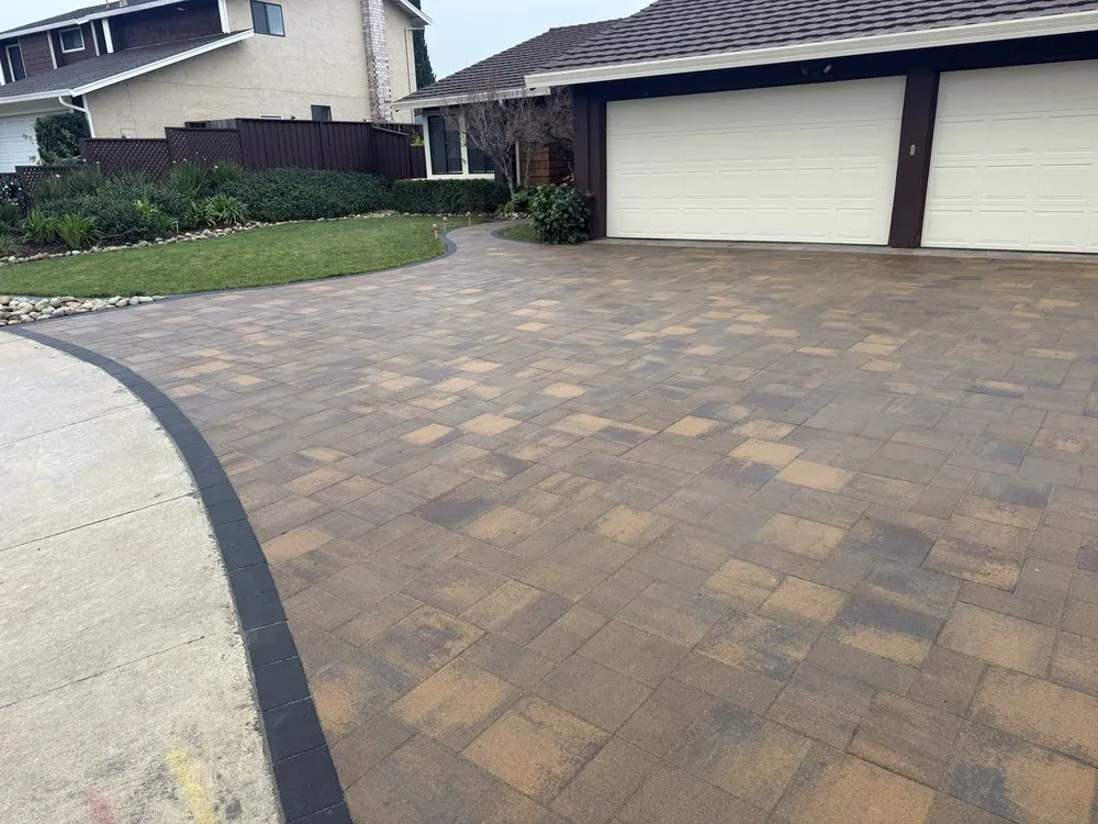 Affordable yard cleanup service for beautiful yards in Gilroy, CA by All One Landscape