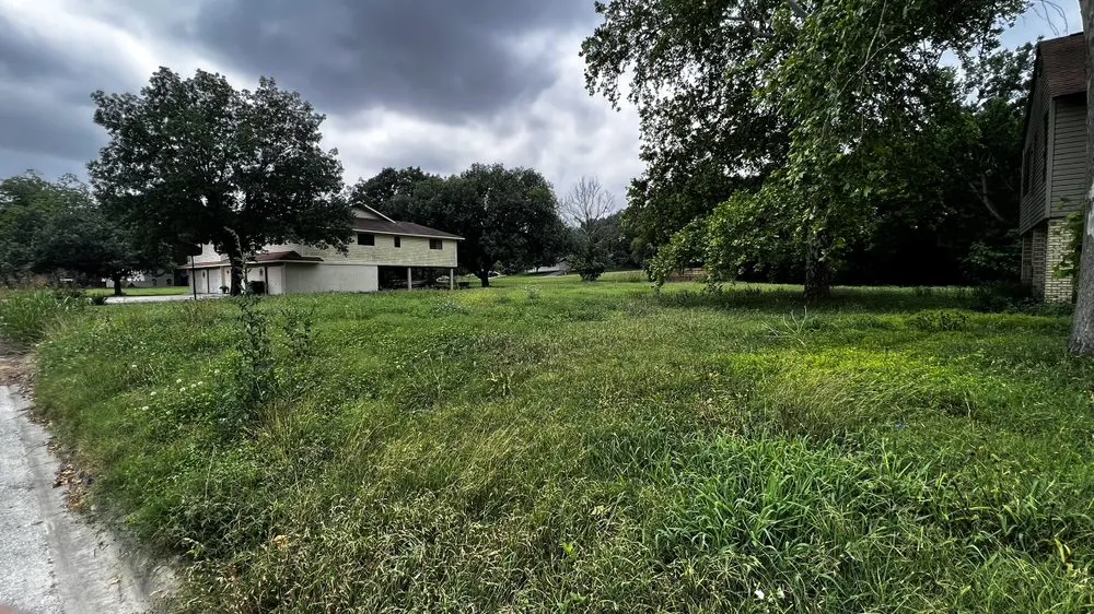 Top-rated landscape design in Seguin, TX - All-Out Landscaping & Lawn Care