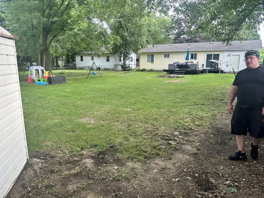 Custom lawn care service experts serving Flint, MI - All Out Servies