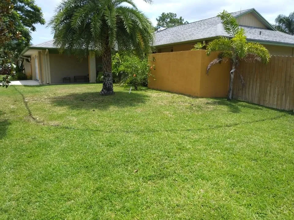 Reliable lawn mowing service experts serving Okeechobee, FL - All Pride Property Services