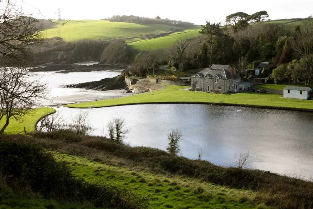 Reliable lawn mowing service experts serving Danbury, CT - All Pro Landscaping